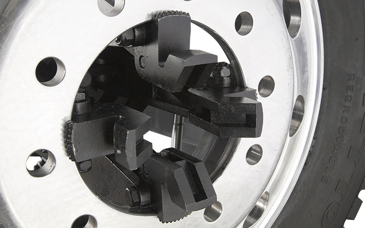 R26FLT-Truck-Tire-Changer-Wheel-Clamps